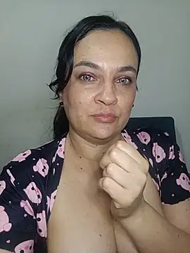 megan_milf79 live cam on StripChat