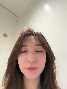 KK-328's live cam