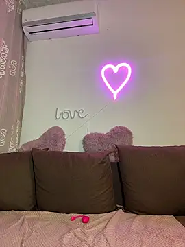 Sabrinedivinee webcam