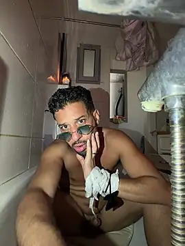 husbandandwifetobe webcam