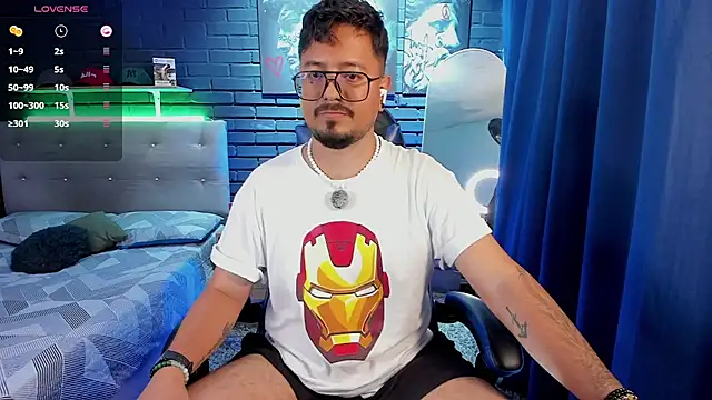 DaviidEvans_ live cam on StripChat