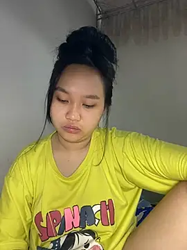 Almira6868 webcam