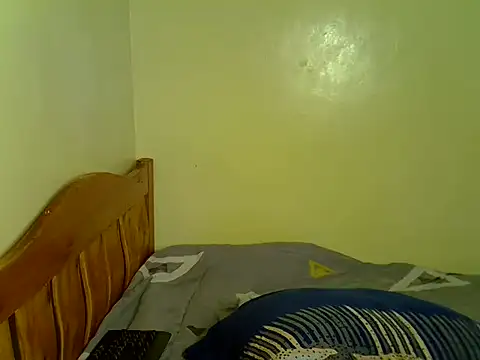 pearl_petite - Pearl_petite's free webcam - UK Sex Cams