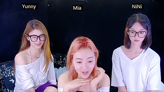 美女MiNi-U在线直播