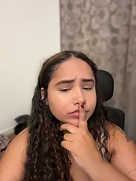 CurlyGirl_1 webcam