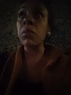 Julia_Pretinha webcam