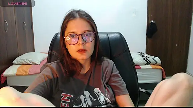 MadieeLorez webcam