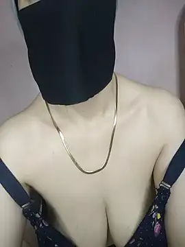 Nada_Oh webcam