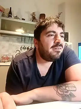 bear_skinny webcam