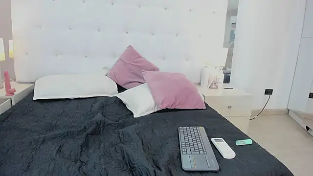 Ashly_bloom_ webcam