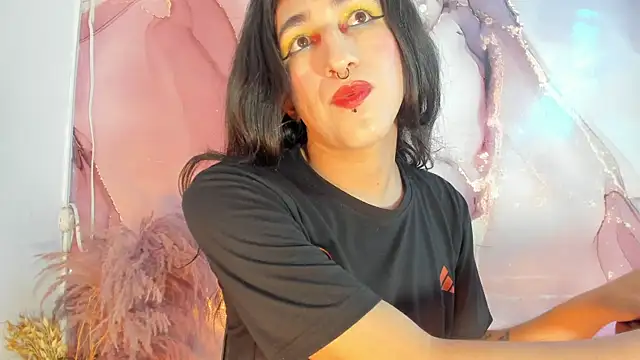 istina_uwu webcam