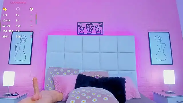 charlotte_kisss webcam