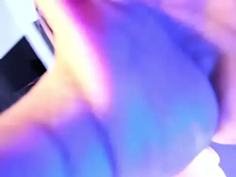 cristina697 webcam