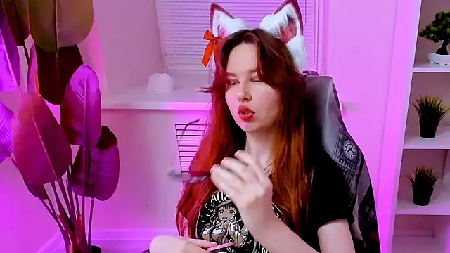 CarolGiggly webcam