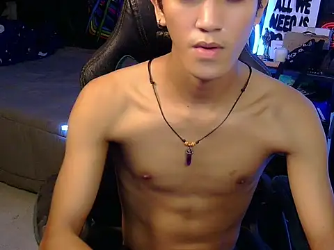 hugekenbigcock live sex cam
