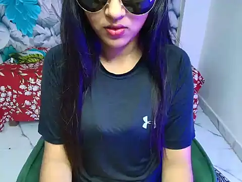 Hot-kavya webcam