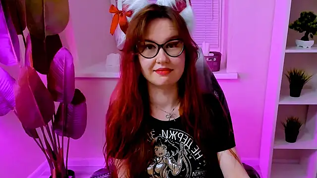 CarolGiggly webcam