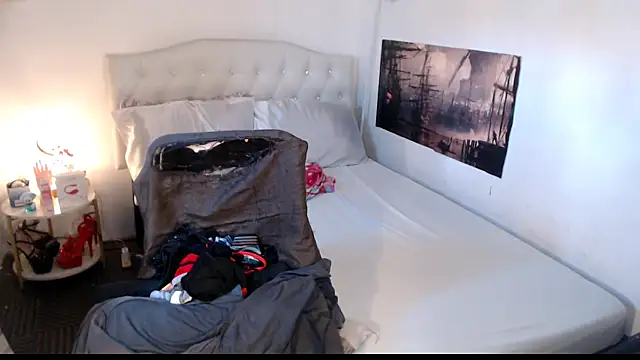 NinaDOM4CUM webcam