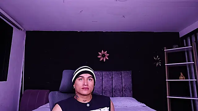 LiamDeep webcam