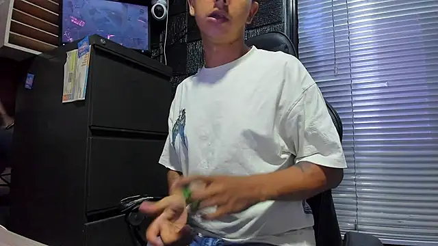 boy_bigcock24cm webcam