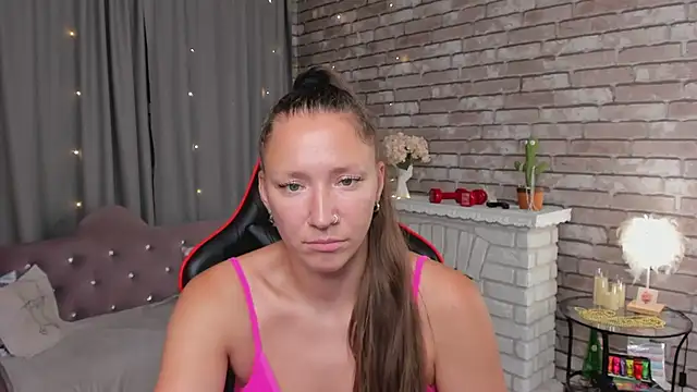SarahCoksss live cam on StripChat