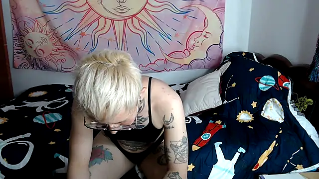 ArrangedFoot webcam