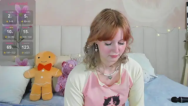 AdeleSilvy webcam