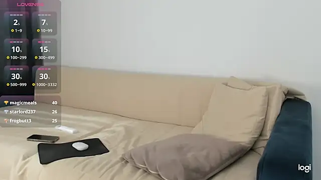 AmelinaLove webcam