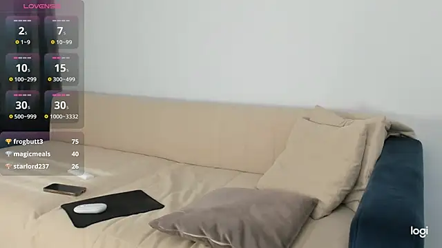 AmelinaLove webcam
