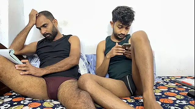 DesiDaddyandSon webcam