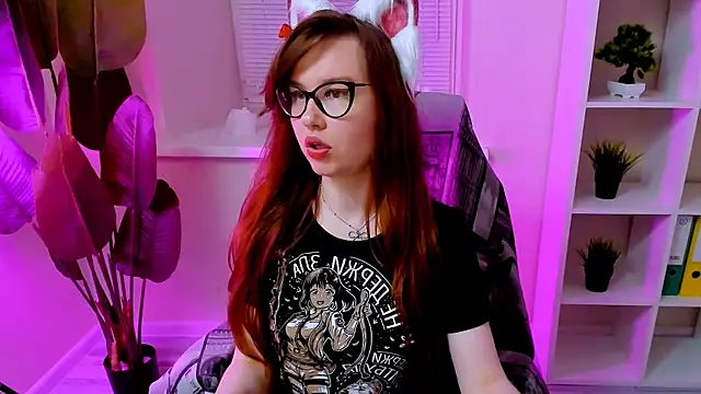 CarolGiggly webcam