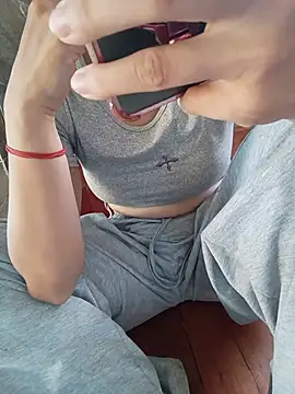 Linda-yiyi webcam