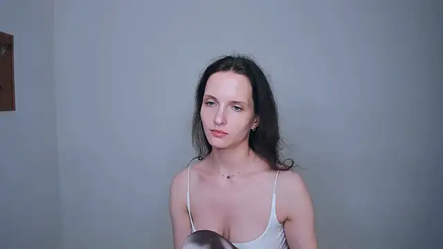 Ariadna_Shy webcam