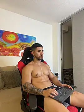 Ezzio_Scolaro webcam