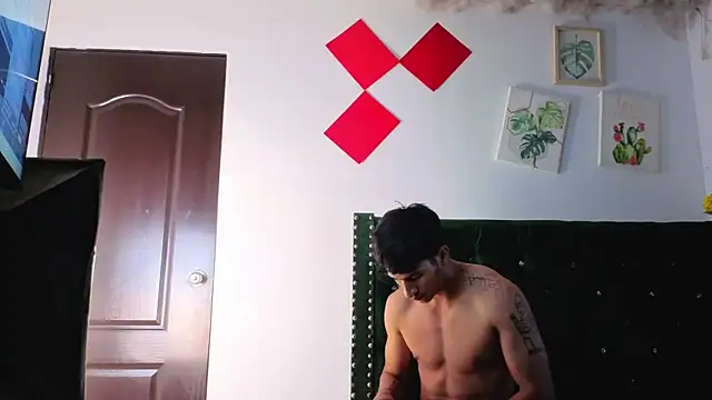 Zayn_Moretti webcam