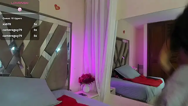 casey_lorens webcam