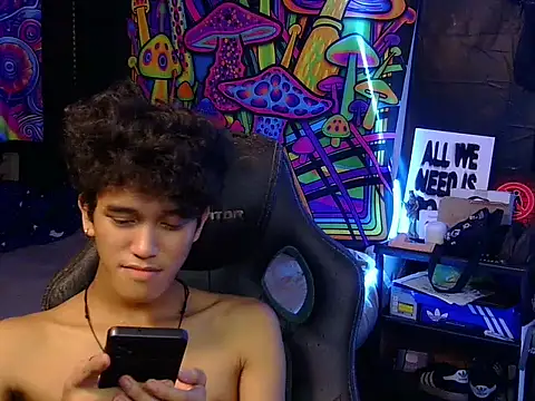 hugekenbigcock
