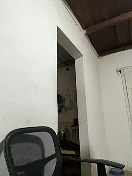 ivanCrow webcam