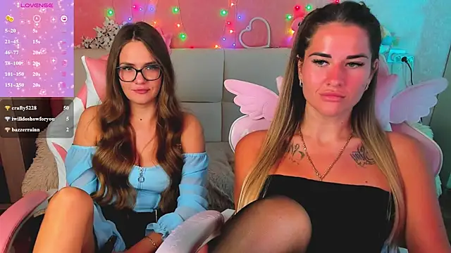 hotty_girls_here webcam