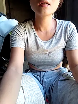 Linda-yiyi webcam