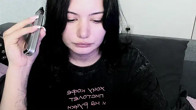 Dark_Moni webcam