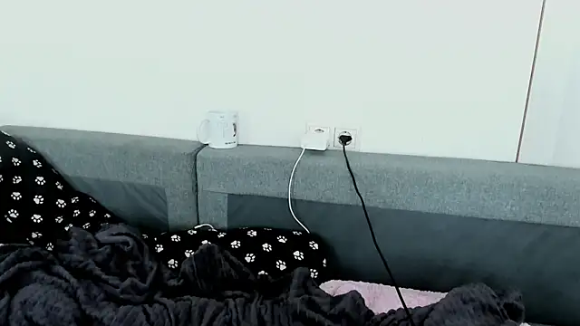 Dark_Moni webcam