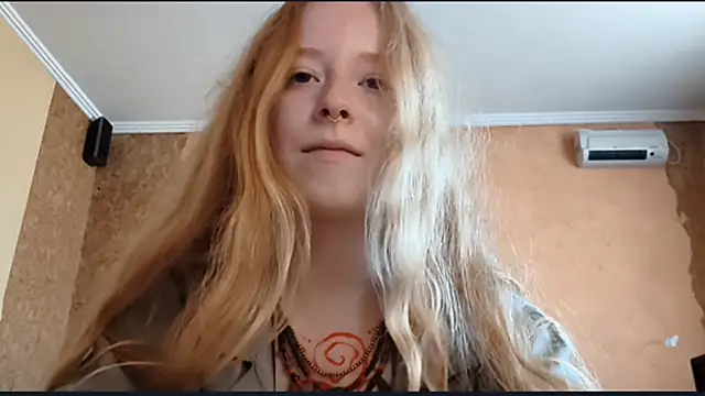 KateVibe_01 webcam