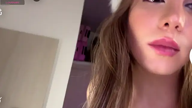 Isa_Pallmer webcam