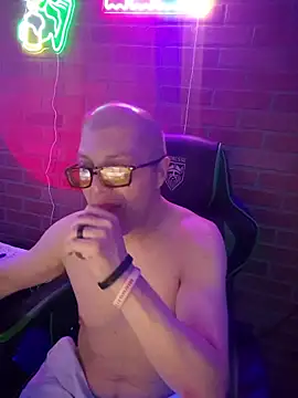 chronic_vibez webcam