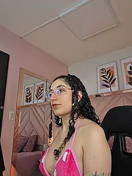 DemiJones_ webcam