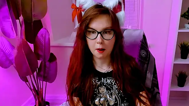 CarolGiggly webcam