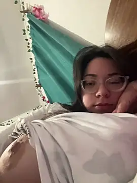 indiegirl666 webcam