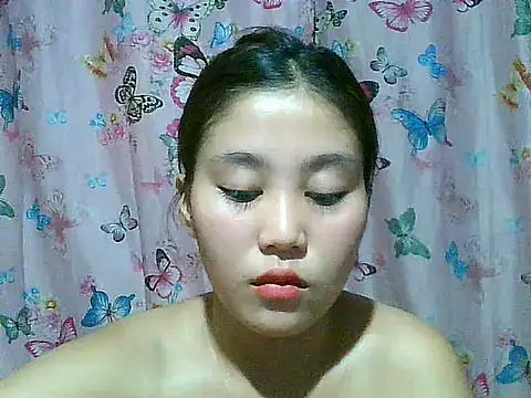 SexyAsianPussy4u webcam