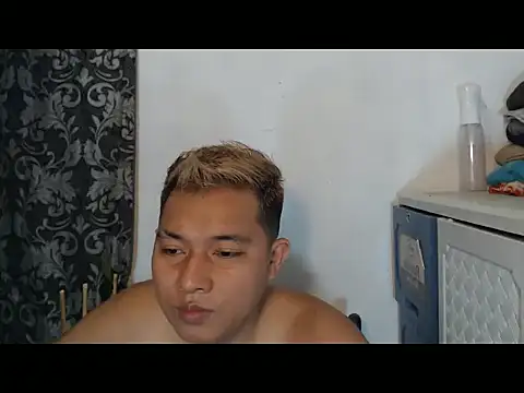 PRIMOLOVEXX webcam